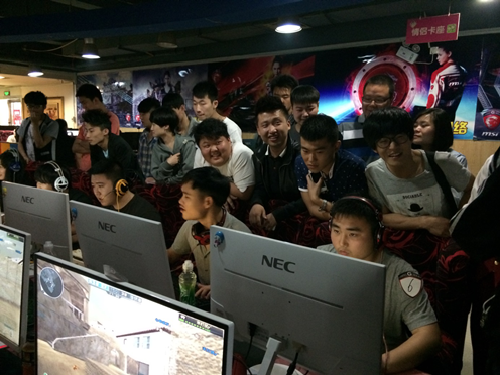 发展的一个 发展的一个