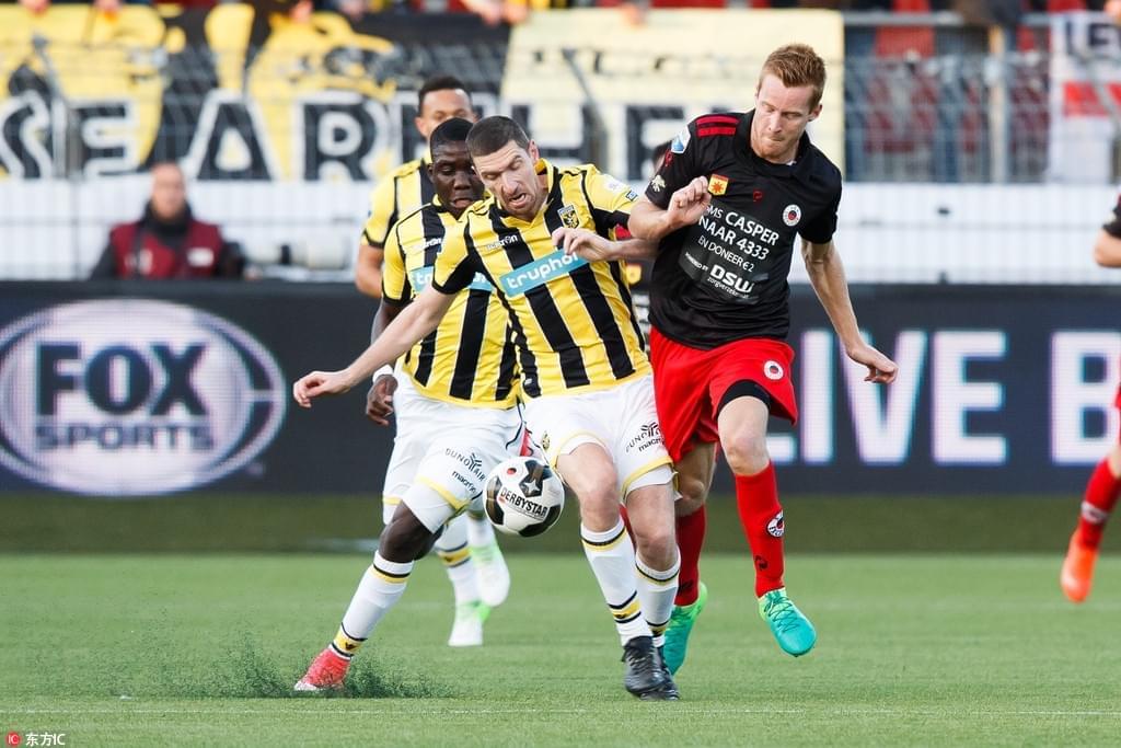 的表现再次 的表现再次