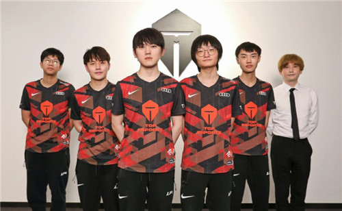 自己始终保 自己始终保