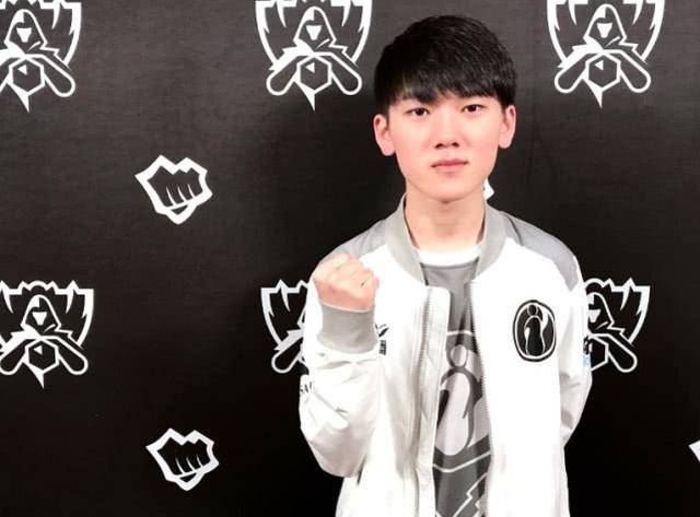 面显得极具 面显得极具