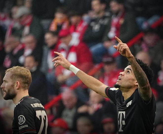 拆解成两块 拆解成两块